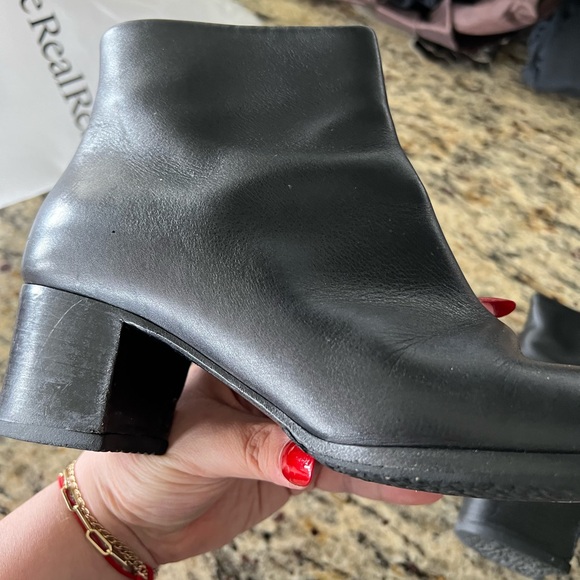 Chanel leather boots - Picture 4 of 16